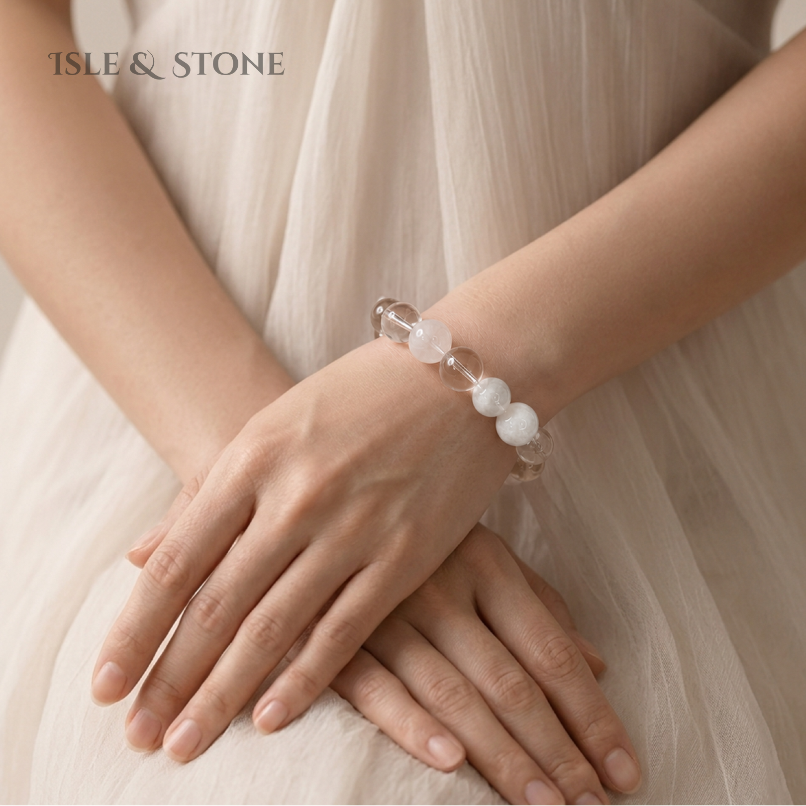 Moonwhite Echo Bracelet
