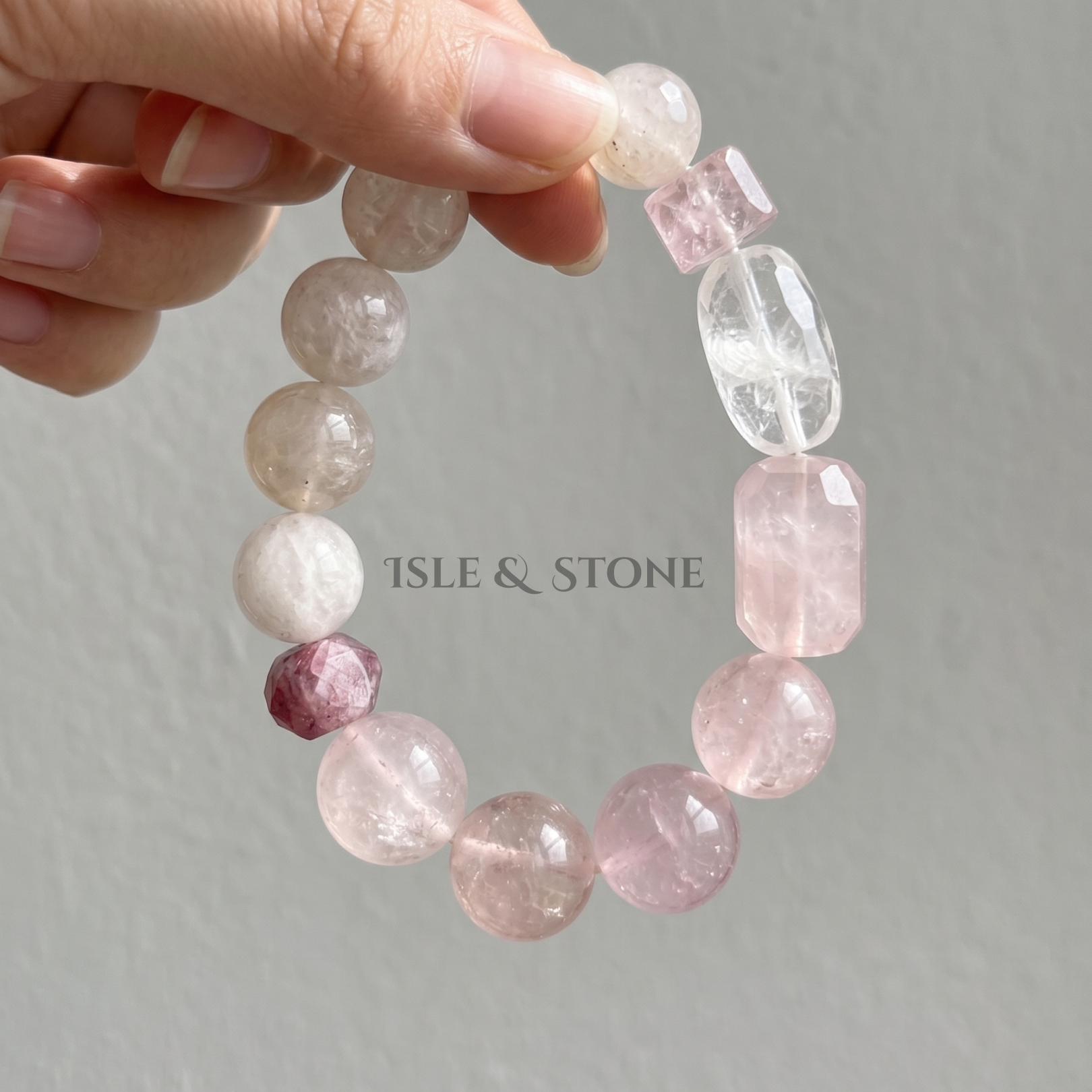 White Sands of Flower Isle Bracelet